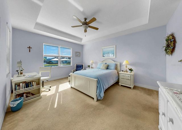 916 SPINDLE PALM WAY, Apollo Beach, FL 33572