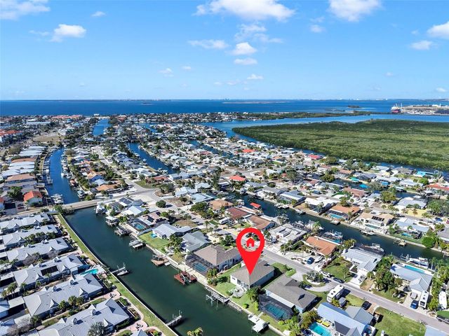 916 SPINDLE PALM WAY, Apollo Beach, FL 33572