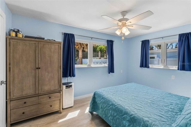 327 39TH AVENUE, St Pete Beach, FL 33706