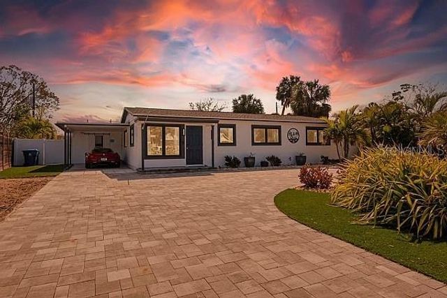 327 39TH AVENUE, St Pete Beach, FL 33706