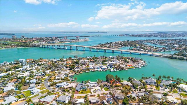 327 39TH AVENUE, St Pete Beach, FL 33706