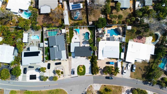 327 39TH AVENUE, St Pete Beach, FL 33706