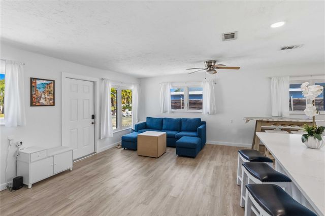 327 39TH AVENUE, St Pete Beach, FL 33706