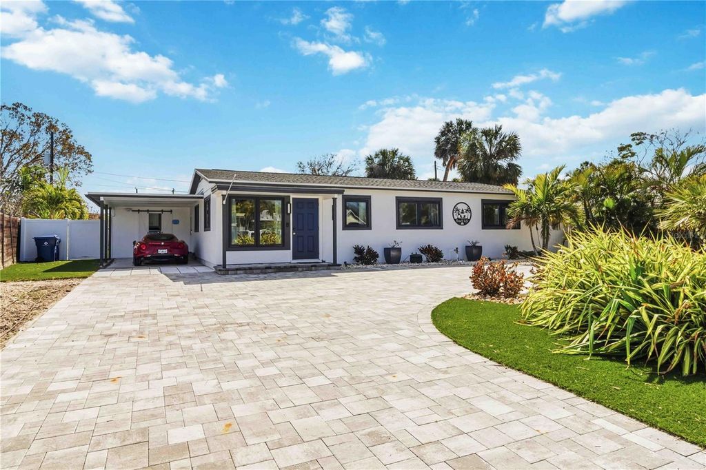 327 39TH AVENUE, St Pete Beach, FL 33706