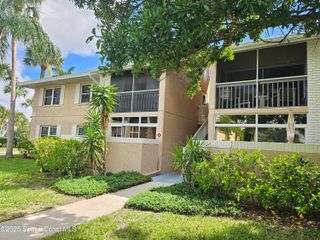 997 Sonesta Avenue NE, 202, Palm Bay, FL 32905