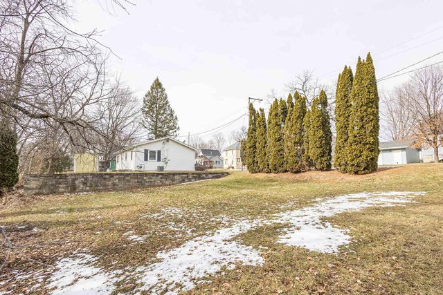 500 S Court Street, Platteville, WI 53818