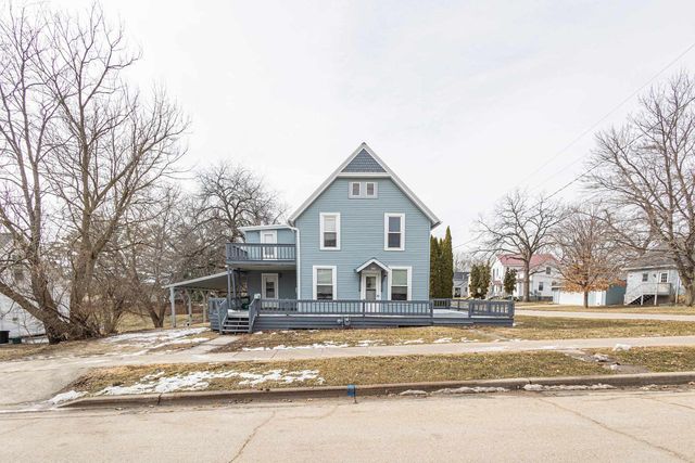 500 S Court Street, Platteville, WI 53818