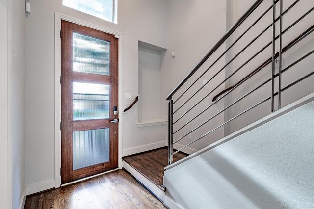 2110 Crocker Street, Houston, TX 77006