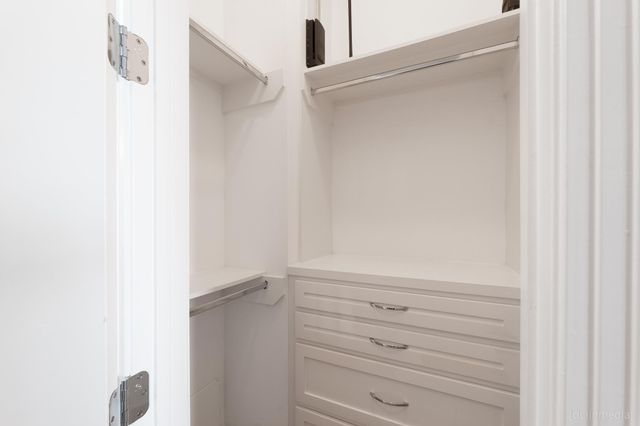 2110 Crocker Street, Houston, TX 77006