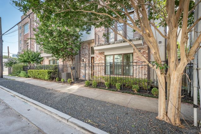 2110 Crocker Street, Houston, TX 77006