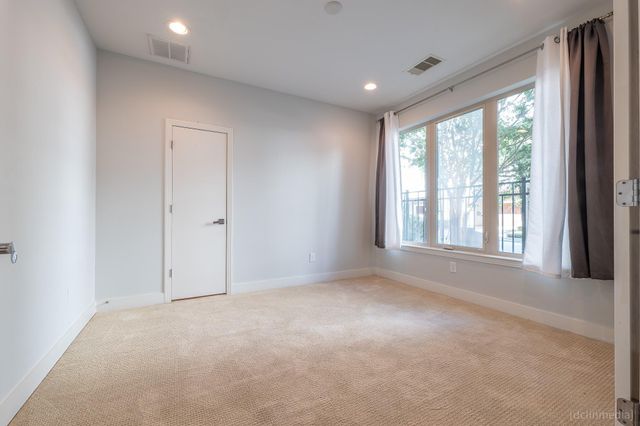 2110 Crocker Street, Houston, TX 77006