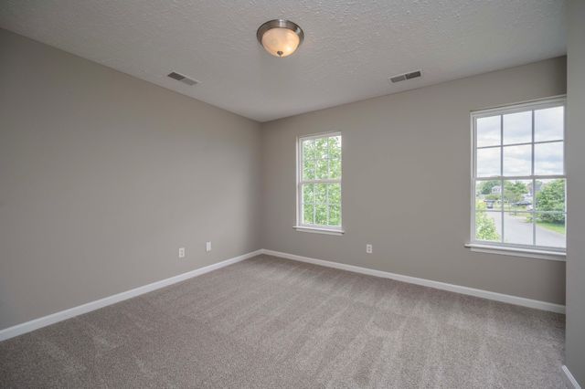 2642 Sewanee Pl, Murfreesboro, TN 37128