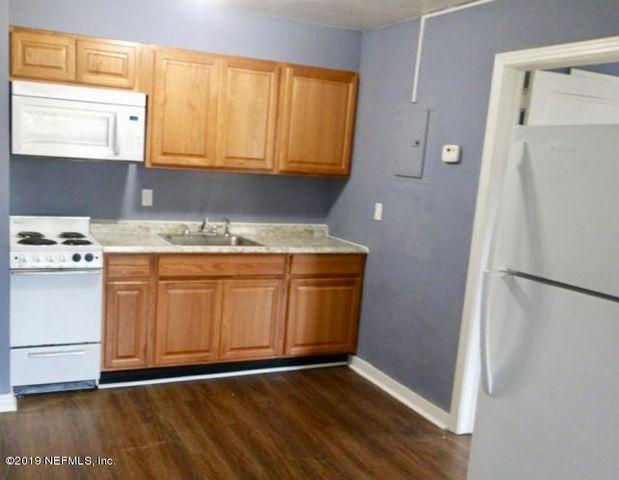 2153 POST Street 8, Jacksonville, FL 32204
