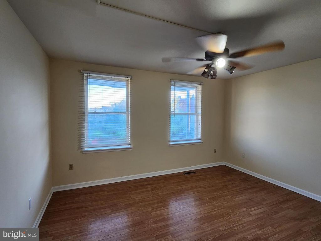 Image 15 of property listing at 1216-1 W LAFAYETTE AVE #3, Baltimore, MD 21217