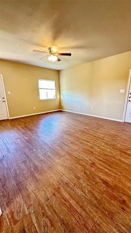502 E Hazelwood D, Princeton, TX 75407