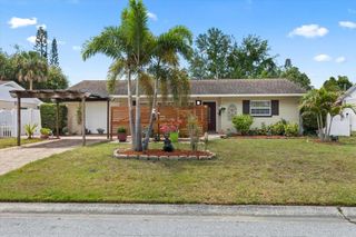 6698 35TH AVENUE N, St Petersburg, FL 33710