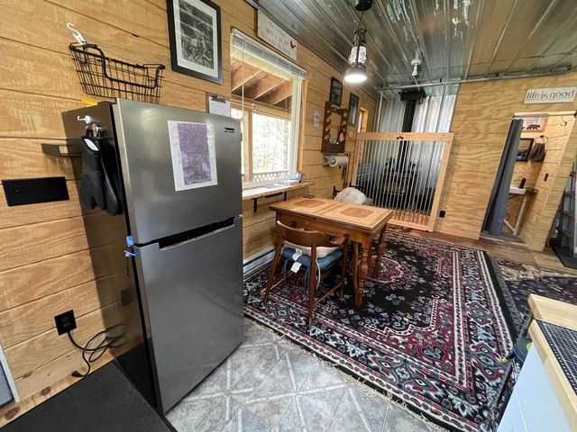 91 VT Route 35, Athens, VT 05143