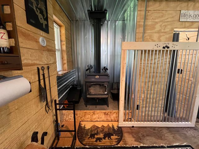 91 VT Route 35, Athens, VT 05143