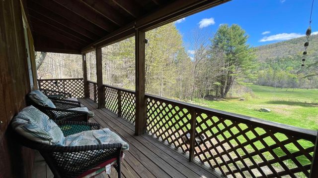 91 VT Route 35, Athens, VT 05143