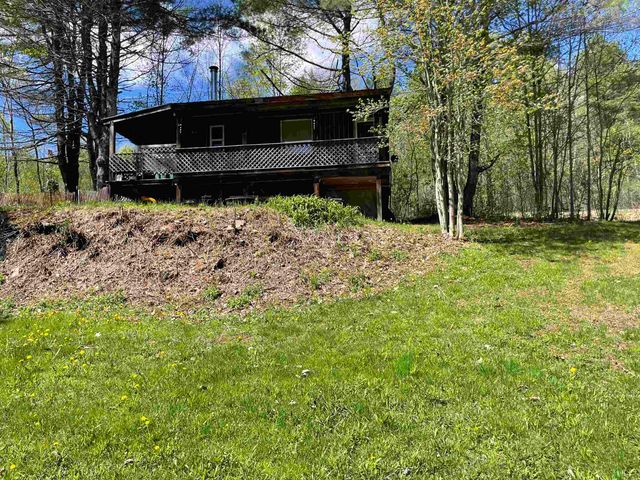 91 VT Route 35, Athens, VT 05143