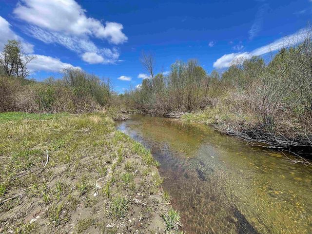91 VT Route 35, Athens, VT 05143