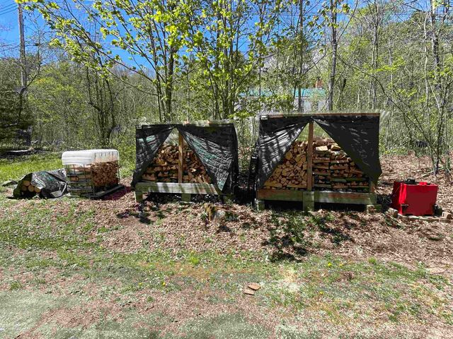 91 VT Route 35, Athens, VT 05143