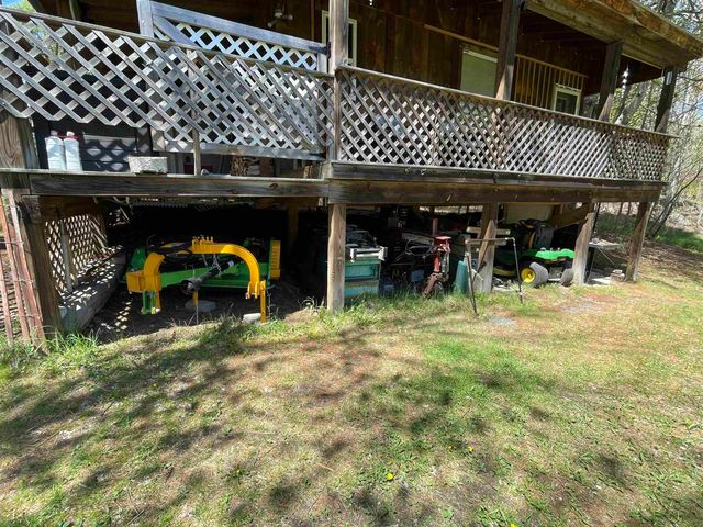 91 VT Route 35, Athens, VT 05143