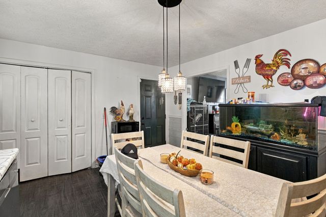 2015 Patricia Dr, Greenbrier, TN 37073