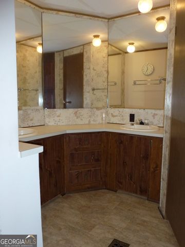 2283 Wilton Threatt Road, Claxton, GA 30417