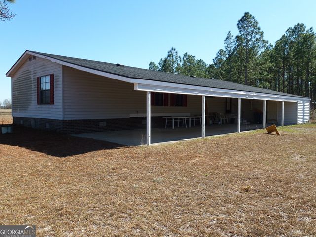 2283 Wilton Threatt Road, Claxton, GA 30417