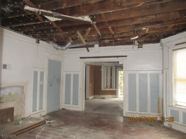 817 S 12Th St, Newark City, NJ 07108