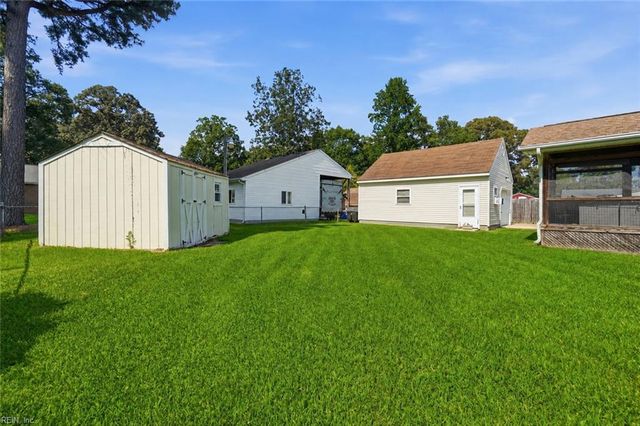 4208 Nina DR, Chesapeake, VA 23321