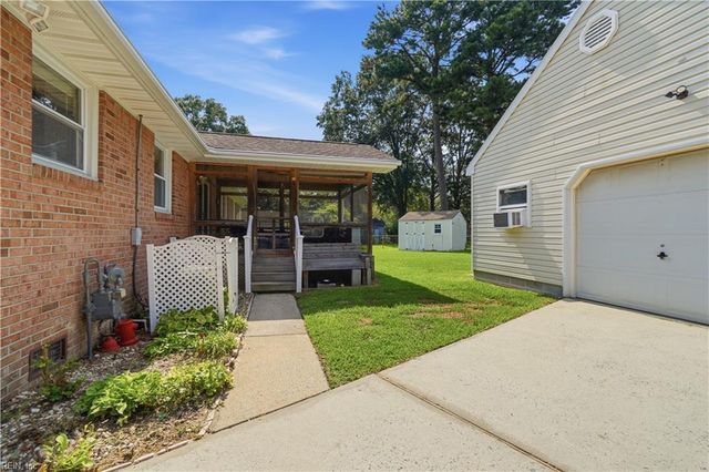 4208 Nina DR, Chesapeake, VA 23321