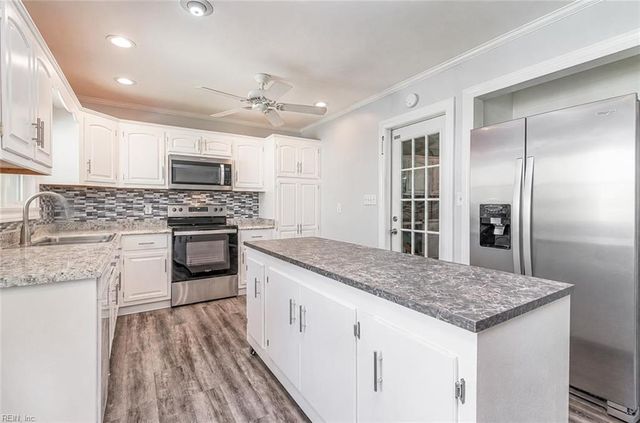 4208 Nina DR, Chesapeake, VA 23321