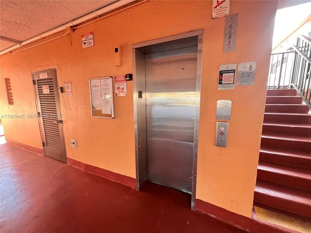 1855 W 60th St 430, Hialeah, FL 33012