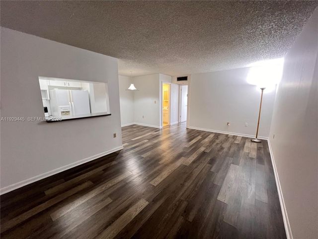 1855 W 60th St 430, Hialeah, FL 33012