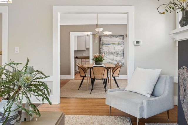 1233 Carleton St, Berkeley, CA 94702