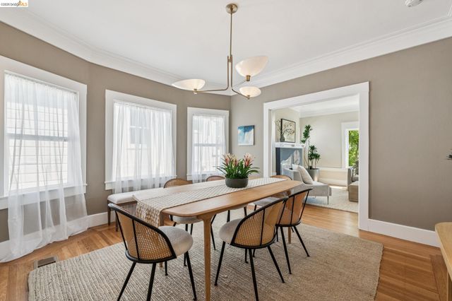 1233 Carleton St, Berkeley, CA 94702