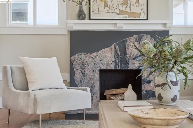 1233 Carleton St, Berkeley, CA 94702