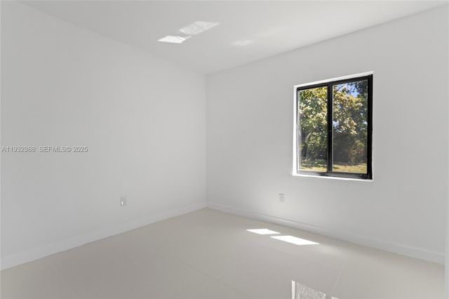 1640 NE 183 ST 0, North Miami Beach, FL 33179