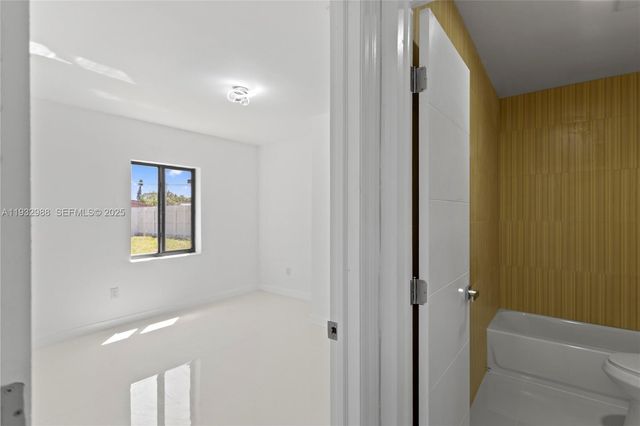 1640 NE 183 ST 0, North Miami Beach, FL 33179