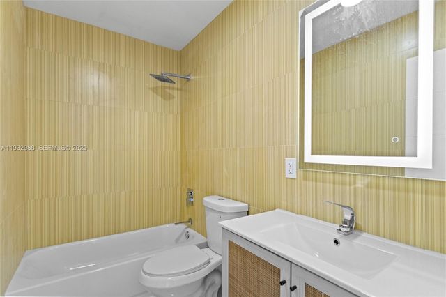 1640 NE 183 ST 0, North Miami Beach, FL 33179