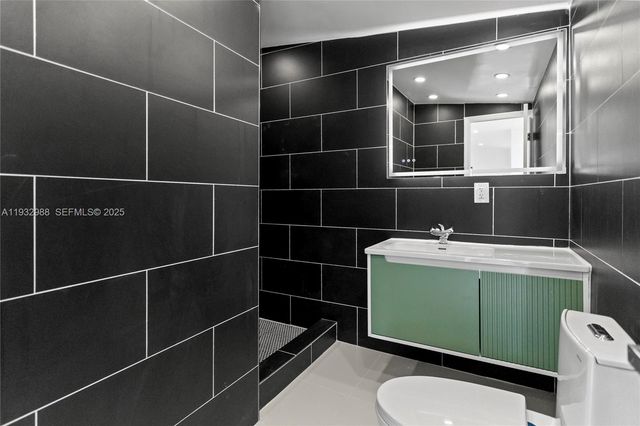 1640 NE 183 ST 0, North Miami Beach, FL 33179