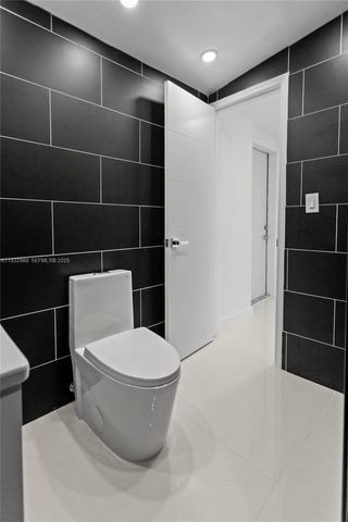 1640 NE 183 ST 0, North Miami Beach, FL 33179