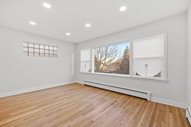 7508 W Devon Avenue, Chicago, IL 60631