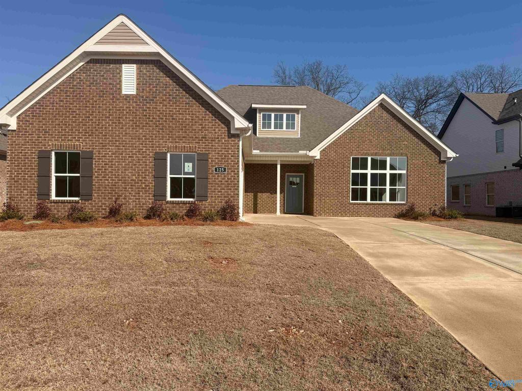 125 Fairways Pass, Meridianville, AL 35759