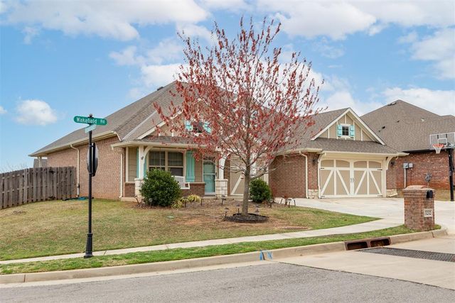 3232 Wakefield Road, Edmond, OK 73034