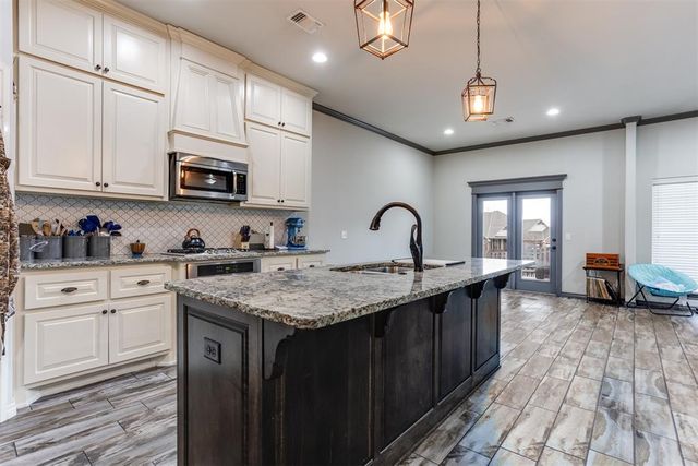 3232 Wakefield Road, Edmond, OK 73034