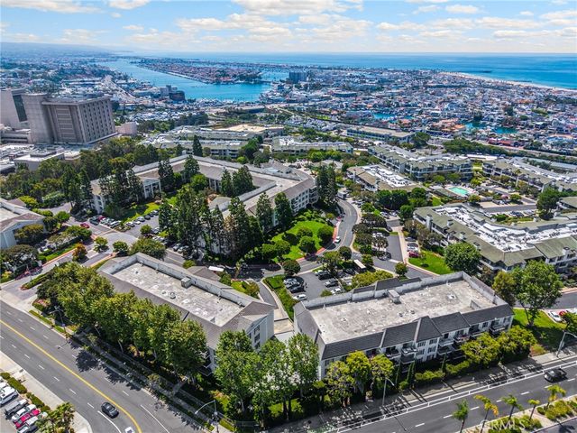 300 Cagney 215, Newport Beach, CA 92663