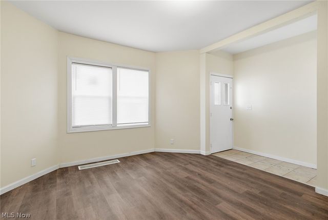 1978 W 93rd Street, Cleveland, OH 44102